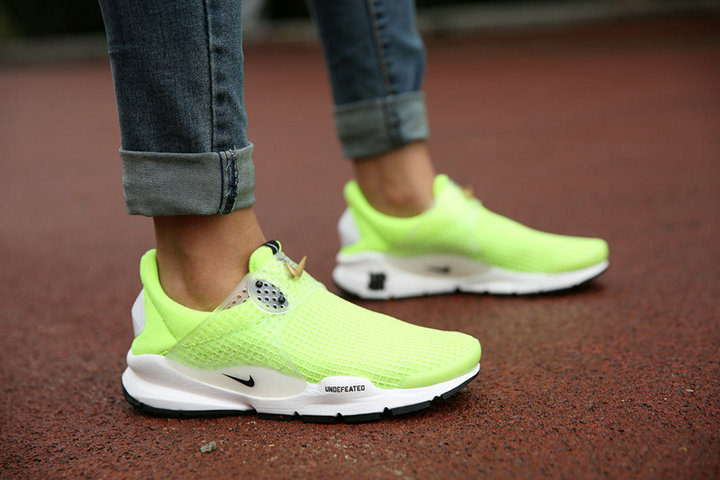 nike耐克王网格系列男女运动跑步鞋(荧光绿 41)