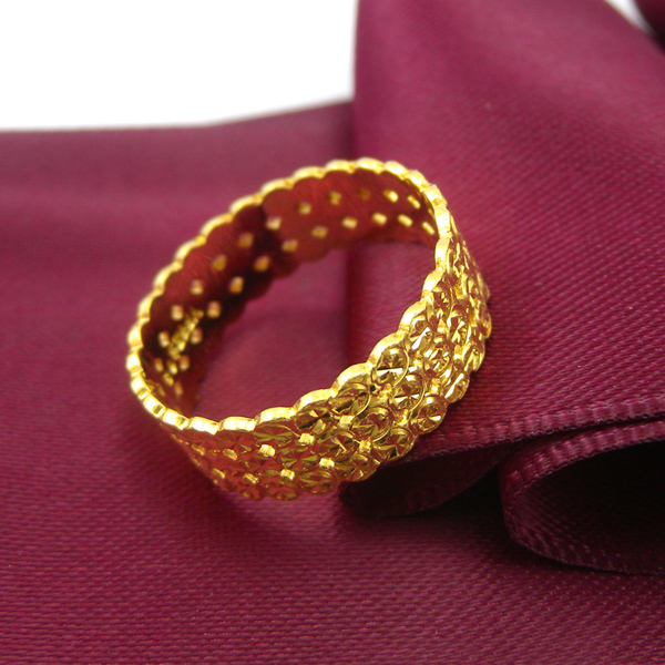 产品库 珠宝/首饰/时尚饰品 戒指/指环 上海金店 > 商品详情   详细