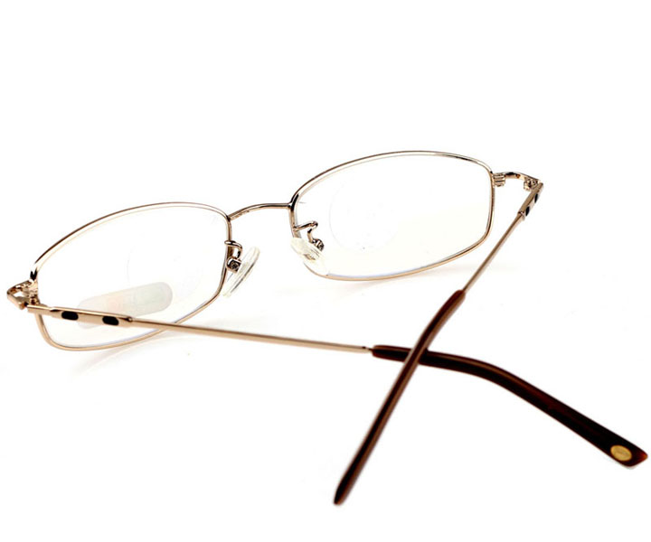 卡帝乐鳄鱼 超轻 * 高清* 老花眼镜 树脂加硬镜片 e15c5cz(400度)