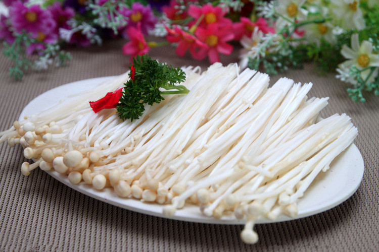 大漠果农新鲜蔬菜金针菇一盒130克