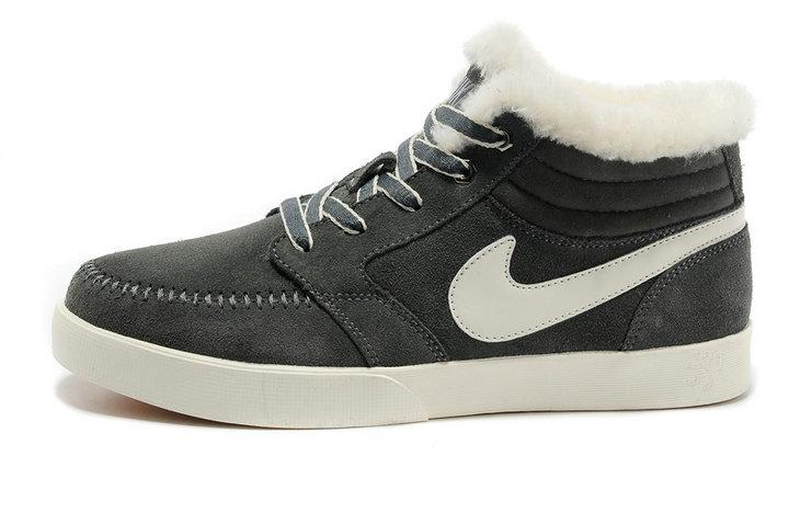 耐克/nike 雪地鞋羊皮毛一体短筒保暖情侣鞋冬靴羊毛一体雪地靴 灰色