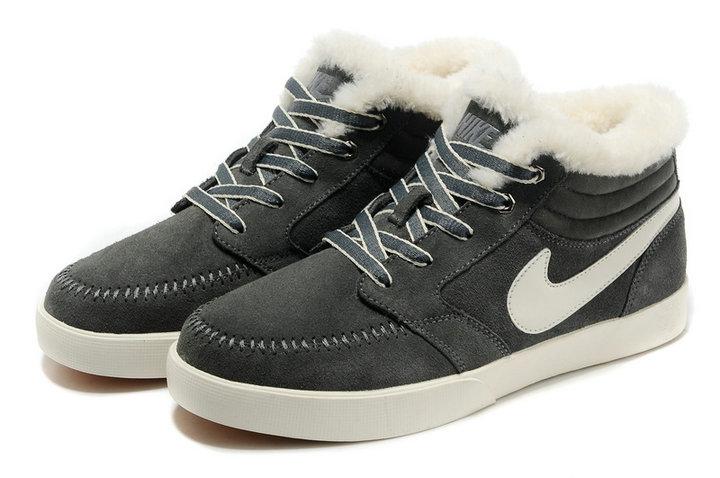 耐克/nike 雪地鞋羊皮毛一体短筒保暖情侣鞋冬靴羊毛一体雪地靴 灰色