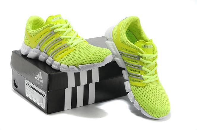阿迪达斯男女鞋清风6代跑步鞋透气运动鞋 情侣鞋(荧光绿39-45 41)