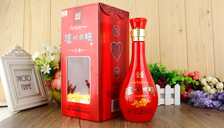 38度 泸州老窖特酿佳酿 浓香型白酒 500ml